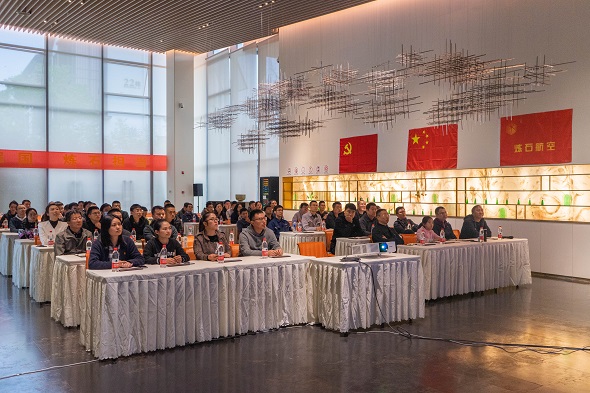 yd2333�ƶ�������Ϸ��չ��������������⵳���˶�